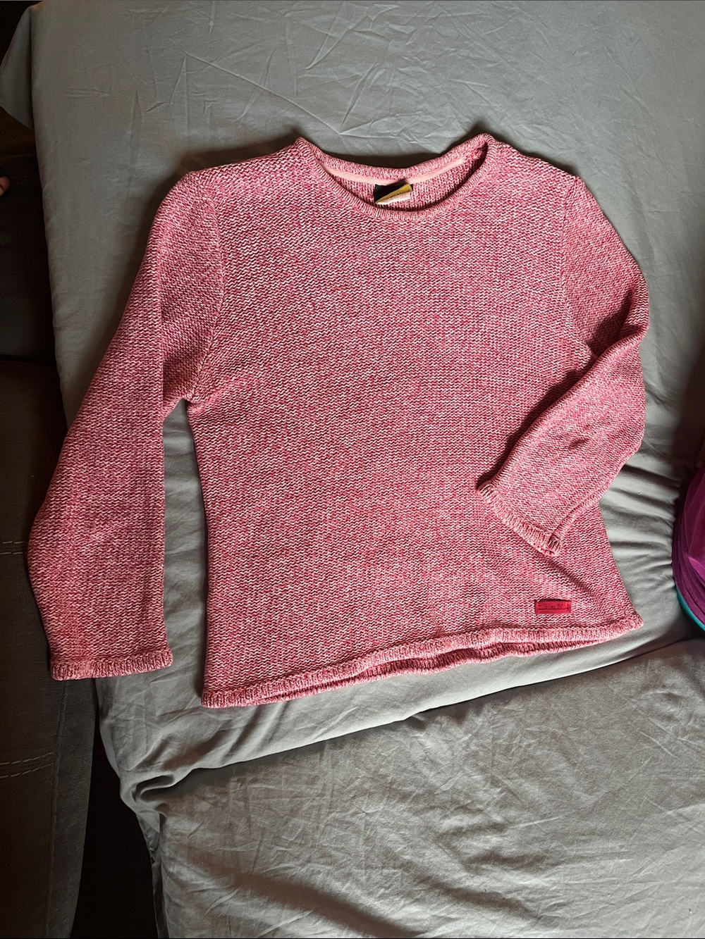 Tofino, BC. Women’s red and Pink marled knit Crewneck Sweater. ?Canada made